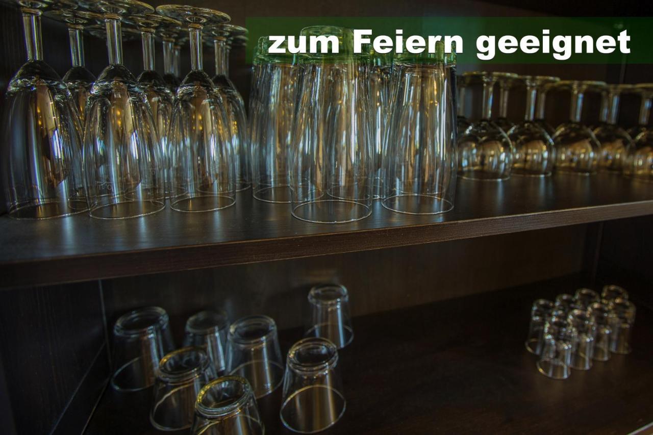 Wohlfuehl-Ferienwohnung 80 Qm, 8 Personen, Aussicht & Heimkino Todtnau Exteriör bild