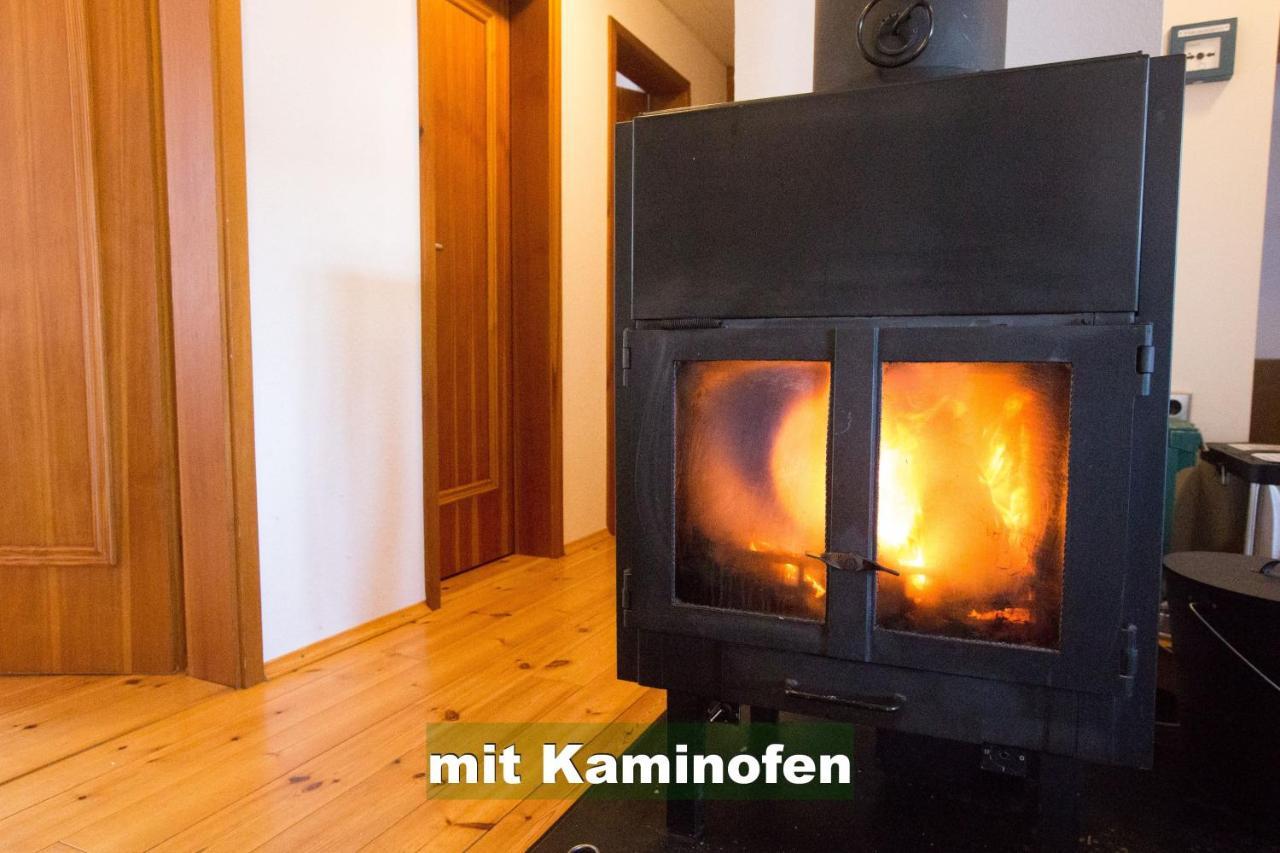 Wohlfuehl-Ferienwohnung 80 Qm, 8 Personen, Aussicht & Heimkino Todtnau Exteriör bild
